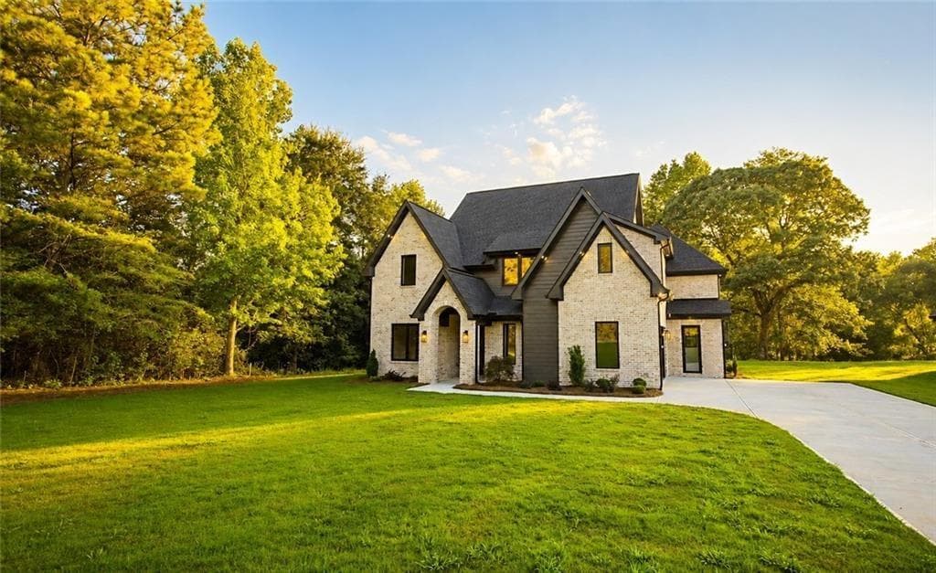 5 bedroom, 5 bathroom, 4,884 sq ft single family residence for sale at 6220 Blackjack Road, Flowery Branch, GA 30542