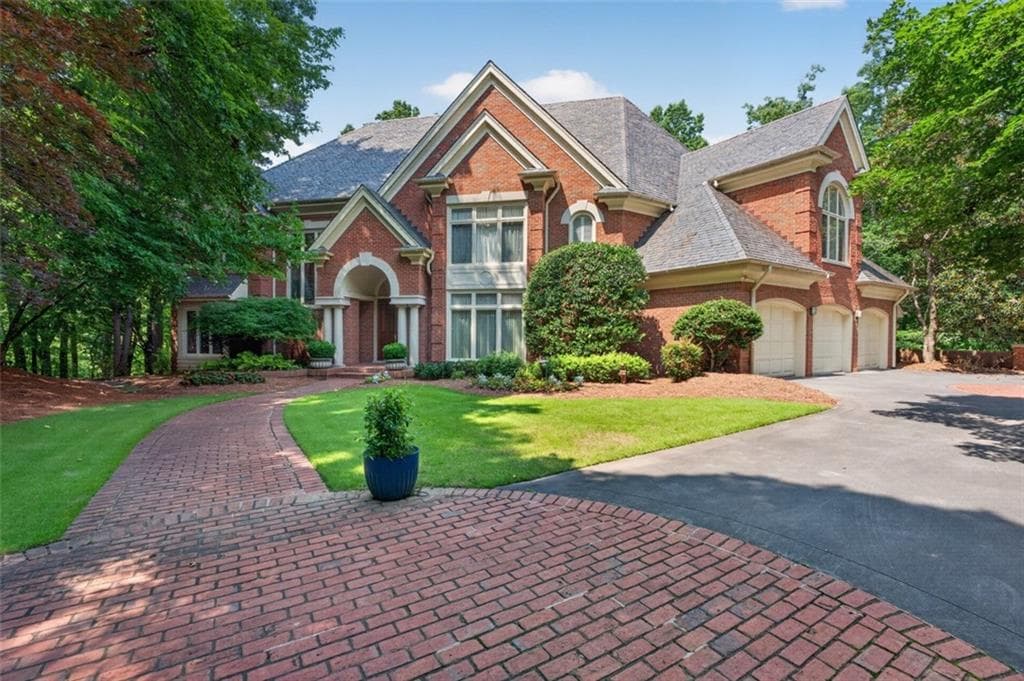 4 bedroom, 6 bathroom, 8,270 sq ft single family residence for sale at 4969 Northside Drive, Sandy Springs, GA 30327
