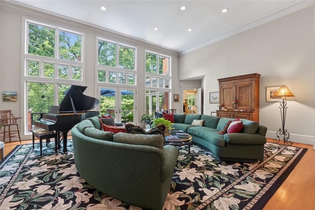4 bedroom, 6 bathroom, 8,270 sq ft single family residence for sale at 4969 Northside Drive, Sandy Springs, GA 30327 — photo 6