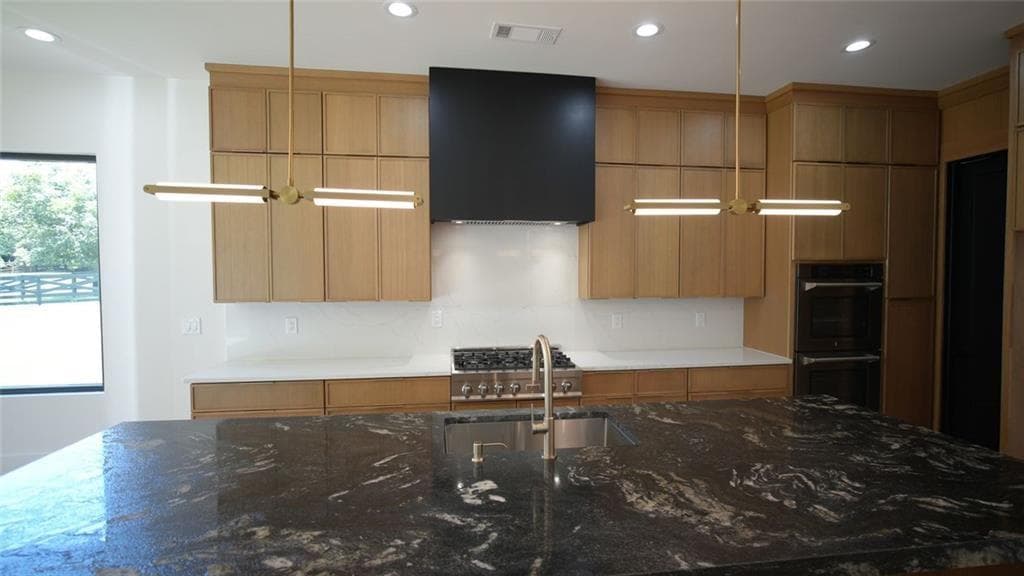 4 bedroom, 5 bathroom, 4,712 sq ft single family residence for sale at 3295 Kelly Glen Court, Dacula, GA 30019 — photo 9