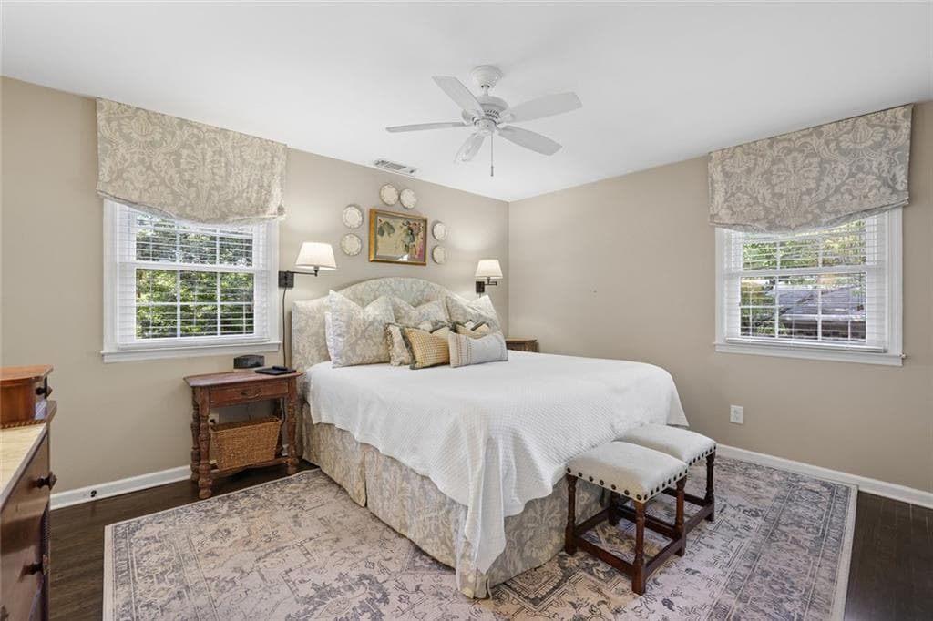 3 bedroom, 2 bathroom, 2,050 sq ft single family residence for sale at 3036 Haverford Lane, Marietta, GA 30067 — photo 5
