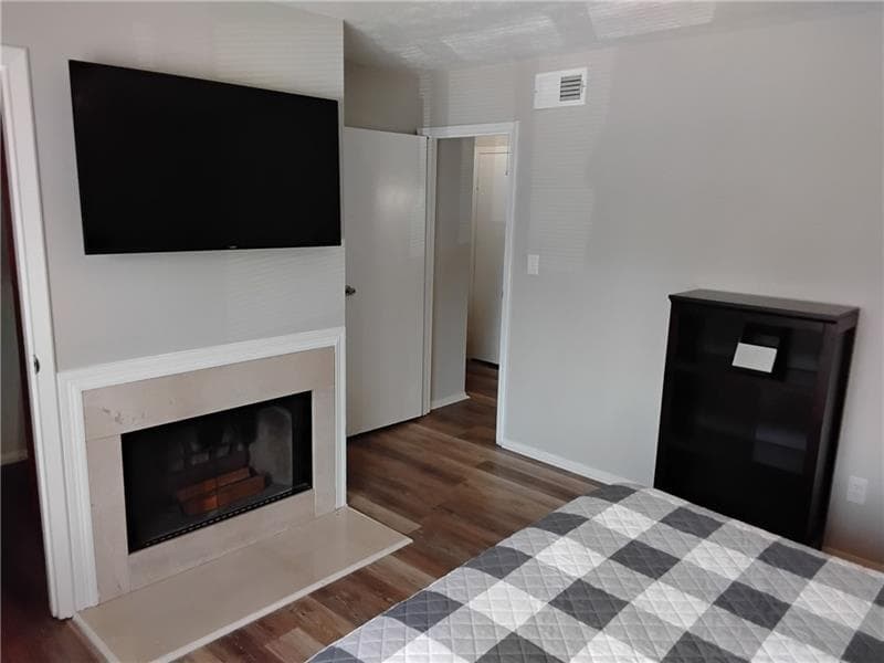 2 bedroom, 2 bathroom, 1,216 sq ft condominium for sale at 1819 ASHBOROUGH Circle F, Marietta, GA 30067 — photo 5