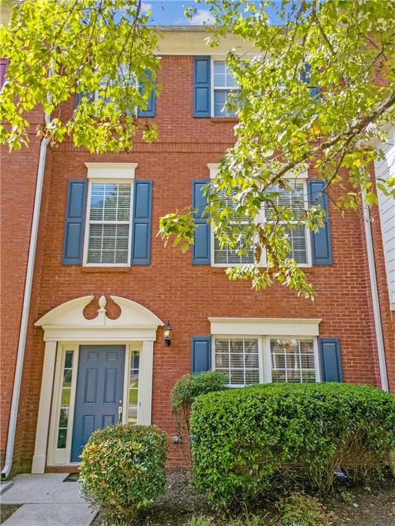 4 bedroom, 4 bathroom, 2,028 sq ft townhouse for rent at 3329 Chastain Gardens Drive, Kennesaw, GA 30144 for $2,800 a month