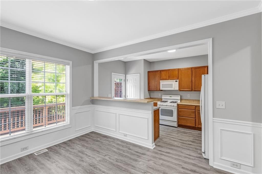 4 bedroom, 4 bathroom, 2,028 sq ft townhouse for rent at 3329 Chastain Gardens Drive, Kennesaw, GA 30144 for $2,800 a month — photo 4
