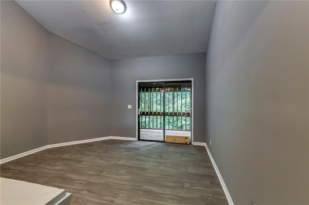 2 bedroom, 1 bathroom, 1,116 sq ft condominium for sale at 3281 Blazing Pine Knoll B, Decatur, GA 30034 — photo 5