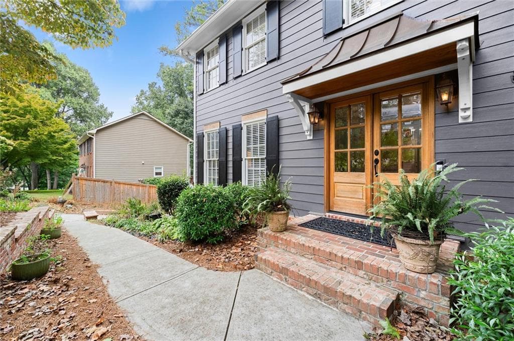 4 bedroom, 3 bathroom, 2,842 sq ft single family residence for sale at 4326 Arbor Bridge Drive, Marietta, GA 30066 — photo 4