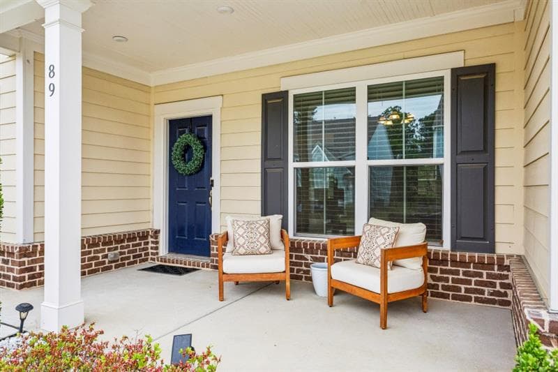 5 bedroom, 3 bathroom, 2,860 sq ft single family residence for sale at 89 Clubhouse Way, Acworth, GA 30101