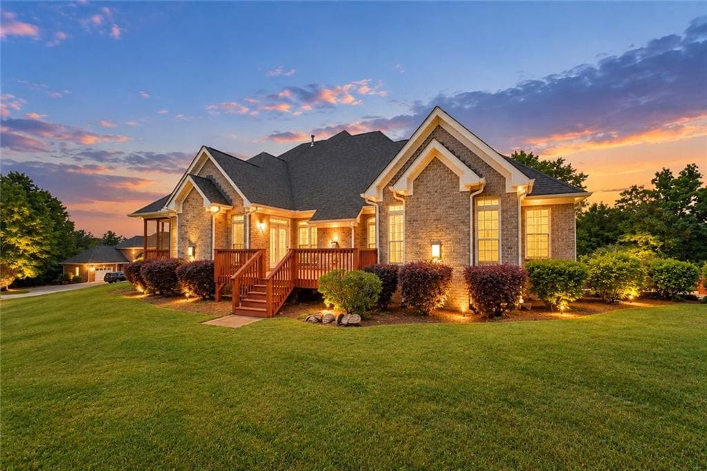 6 bedroom, 5 bathroom, 6,074 sq ft single family residence for sale at 501 Smithson Crossing, Mcdonough, GA 30252 — photo 3