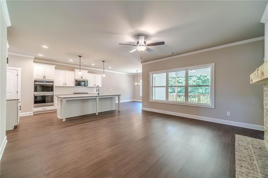 4 bedroom, 4 bathroom, 2,430 sq ft single family residence for sale at 348 Pinewood Drive, Covington, GA 30014 — photo 3