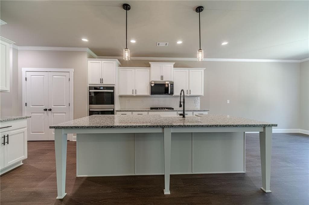 4 bedroom, 4 bathroom, 2,430 sq ft single family residence for sale at 348 Pinewood Drive, Covington, GA 30014 — photo 7