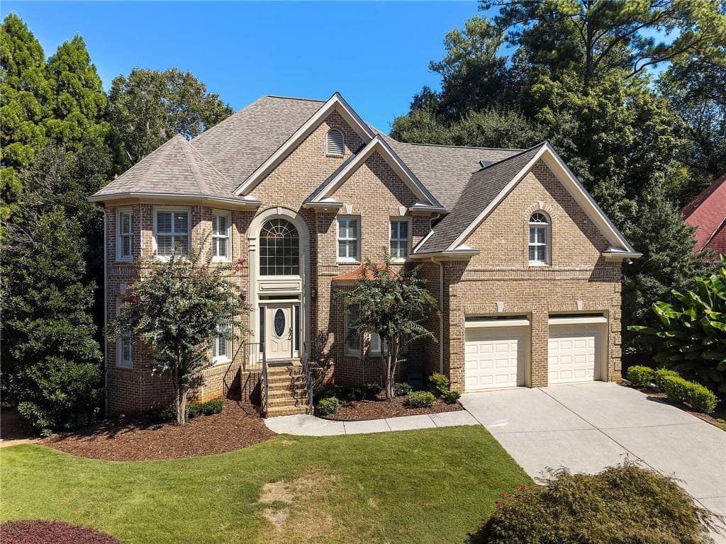 6 bedroom, 6 bathroom, 4,470 sq ft single family residence for sale at 1930 Durand Mill Drive, Atlanta, GA 30307 — photo 2