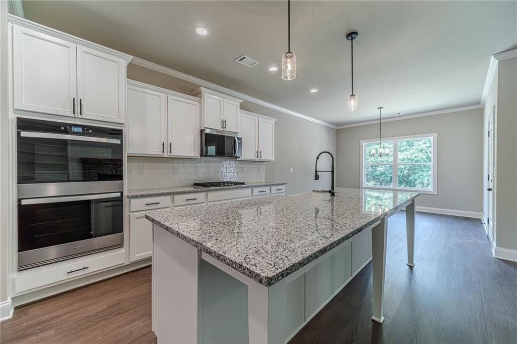 4 bedroom, 4 bathroom, 2,430 sq ft single family residence for sale at 348 Pinewood Drive, Covington, GA 30014 — photo 8