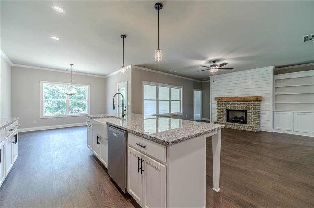 4 bedroom, 4 bathroom, 2,430 sq ft single family residence for sale at 348 Pinewood Drive, Covington, GA 30014 — photo 9