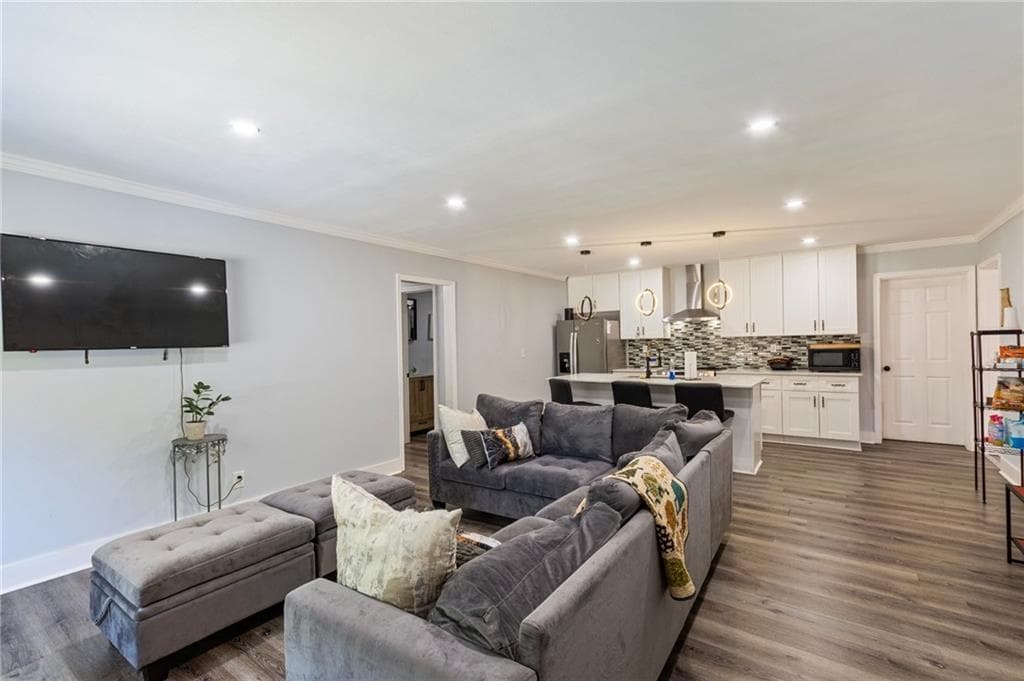 4 bedroom, 2 bathroom, 1,389 sq ft single family residence for sale at 3773 Larkspur Terrace, Decatur, GA 30032 — photo 6