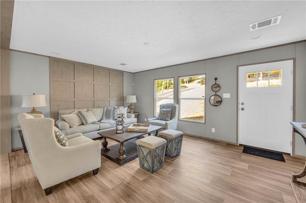 3 bedroom, 2 bathroom, 1,568 sq ft single family residence for sale at 136 Poplar Drive, Dawsonville, GA 30534 — photo 9