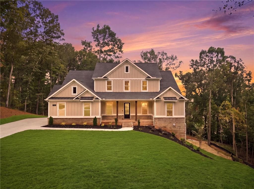 4 bedroom, 4 bathroom, 3,029 sq ft single family residence for sale at 6793 Winding Canyon Road, Flowery Branch, GA 30542 — photo 2