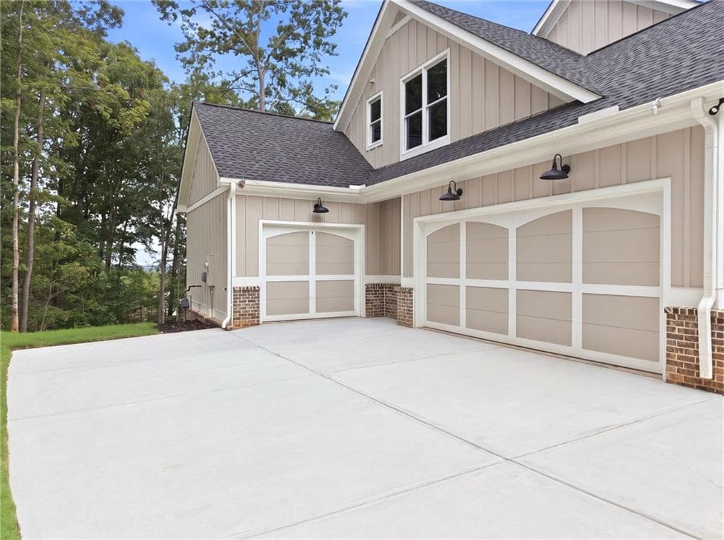 4 bedroom, 4 bathroom, 3,029 sq ft single family residence for sale at 6793 Winding Canyon Road, Flowery Branch, GA 30542 — photo 3