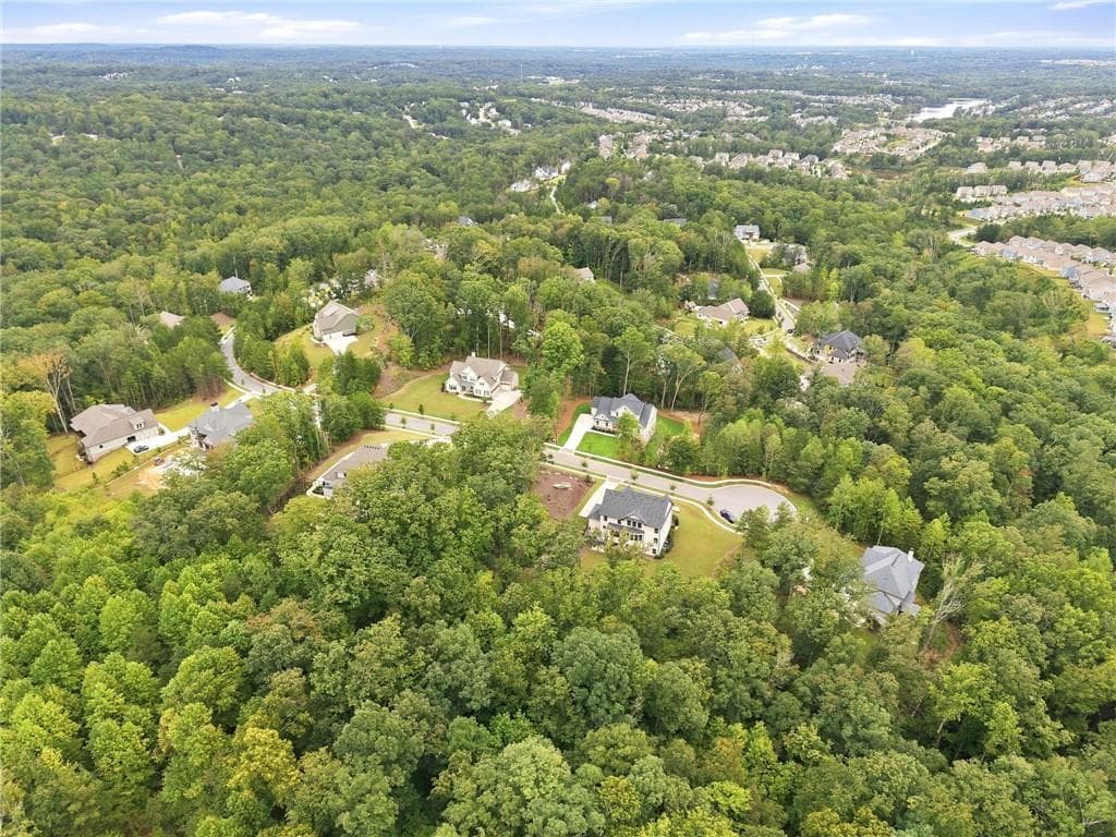 4 bedroom, 4 bathroom, 3,029 sq ft single family residence for sale at 6793 Winding Canyon Road, Flowery Branch, GA 30542 — photo 7