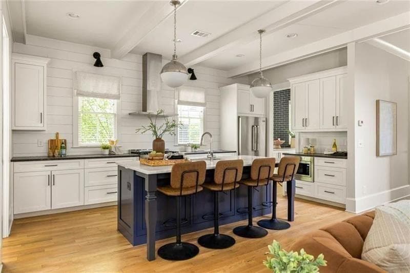 4 bedroom, 3 bathroom, 2,821 sq ft townhouse for sale at 322 Candler Street A, Atlanta, GA 30307 — photo 4