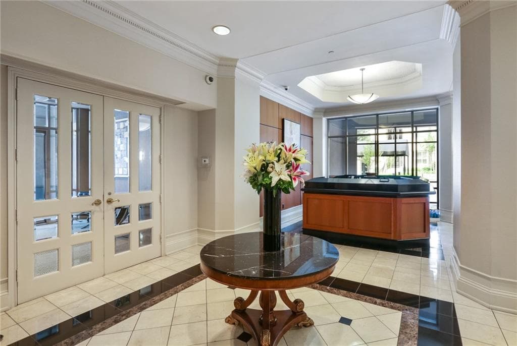 2 bedroom, 2 bathroom, 1,209 sq ft condominium for sale at 3475 Oak Valley Road 1210, Atlanta, GA 30326 — photo 6
