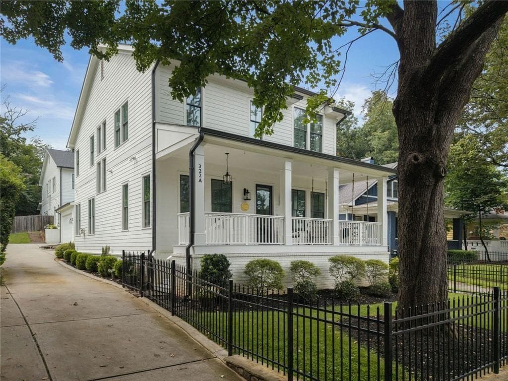 4 bedroom, 3 bathroom, 2,821 sq ft townhouse for sale at 322 Candler Street A, Atlanta, GA 30307 — photo 9