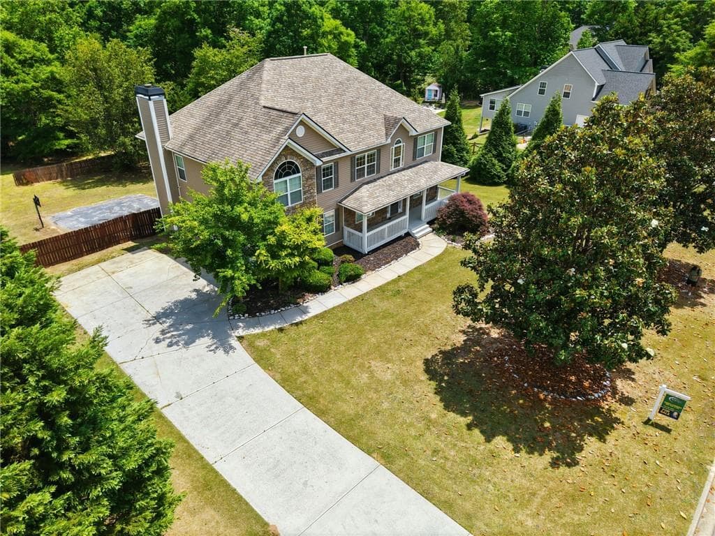 5 bedroom, 5 bathroom, 4,753 sq ft single family residence for sale at 65 Ashford Drive, Oxford, GA 30054 — photo 3