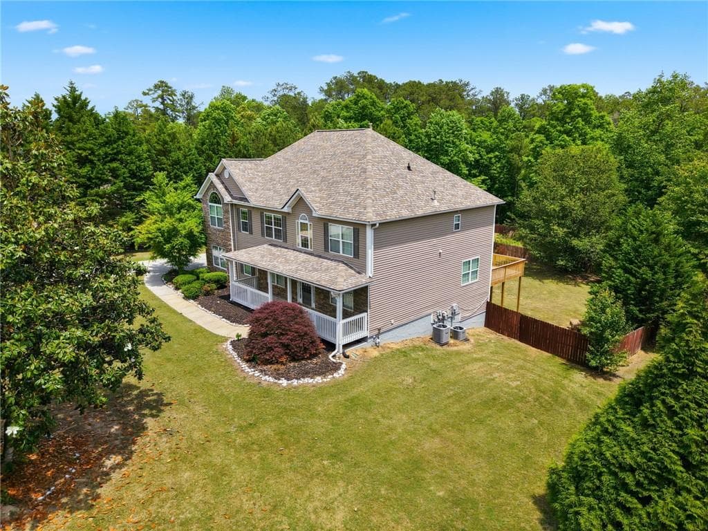 5 bedroom, 5 bathroom, 4,753 sq ft single family residence for sale at 65 Ashford Drive, Oxford, GA 30054 — photo 4