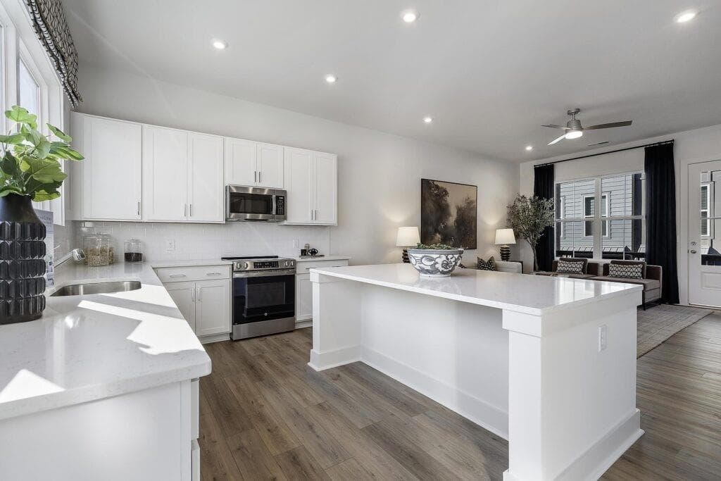 2 bedroom, 2 bathroom, 1,429 sq ft townhouse for sale at 1355 Breezy Street SE, Atlanta, GA 30315 — photo 10