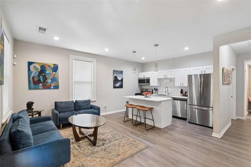 3 bedroom, 2 bathroom, 1,161 sq ft single family residence for sale at 1026 Astor Avenue, Atlanta, GA 30310 — photo 3