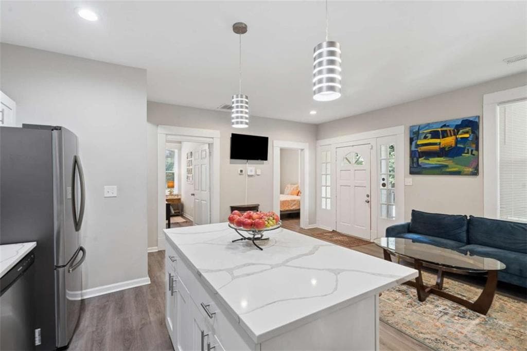 3 bedroom, 2 bathroom, 1,161 sq ft single family residence for sale at 1026 Astor Avenue, Atlanta, GA 30310 — photo 8