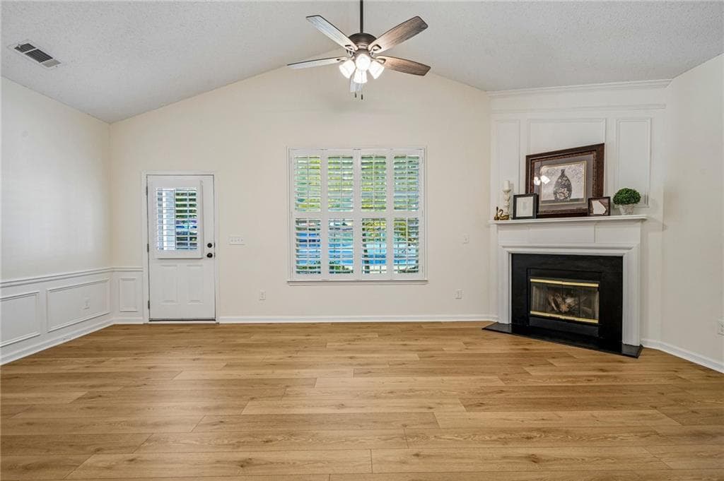 2 bedroom, 2 bathroom, 1,095 sq ft single family residence for sale at 953 Camry Circle, Dallas, GA 30157 — photo 5