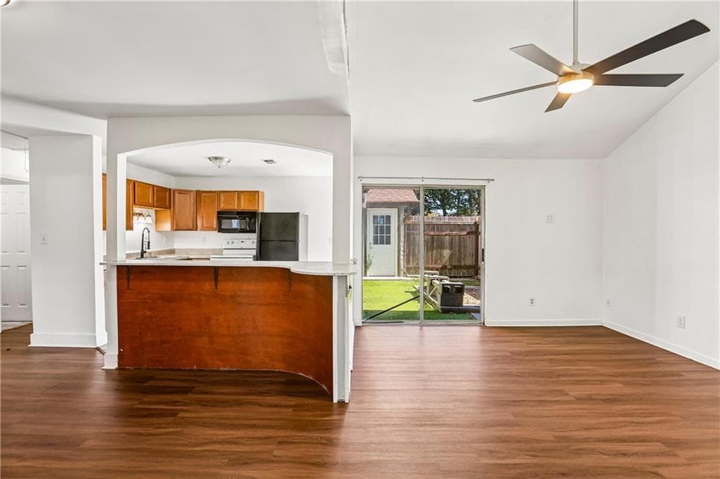 2 bedroom, 2 bathroom, 986 sq ft condominium for sale at 2725 Flintlock Place, Austell, GA 30106 — photo 7