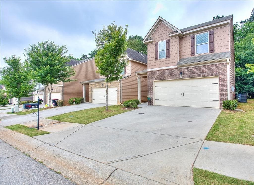 3 bedroom, 3 bathroom, 2,000 sq ft single family residence for rent at 2241 Capella Circle, Atlanta, GA 30331 for $2,600 a month — photo 4