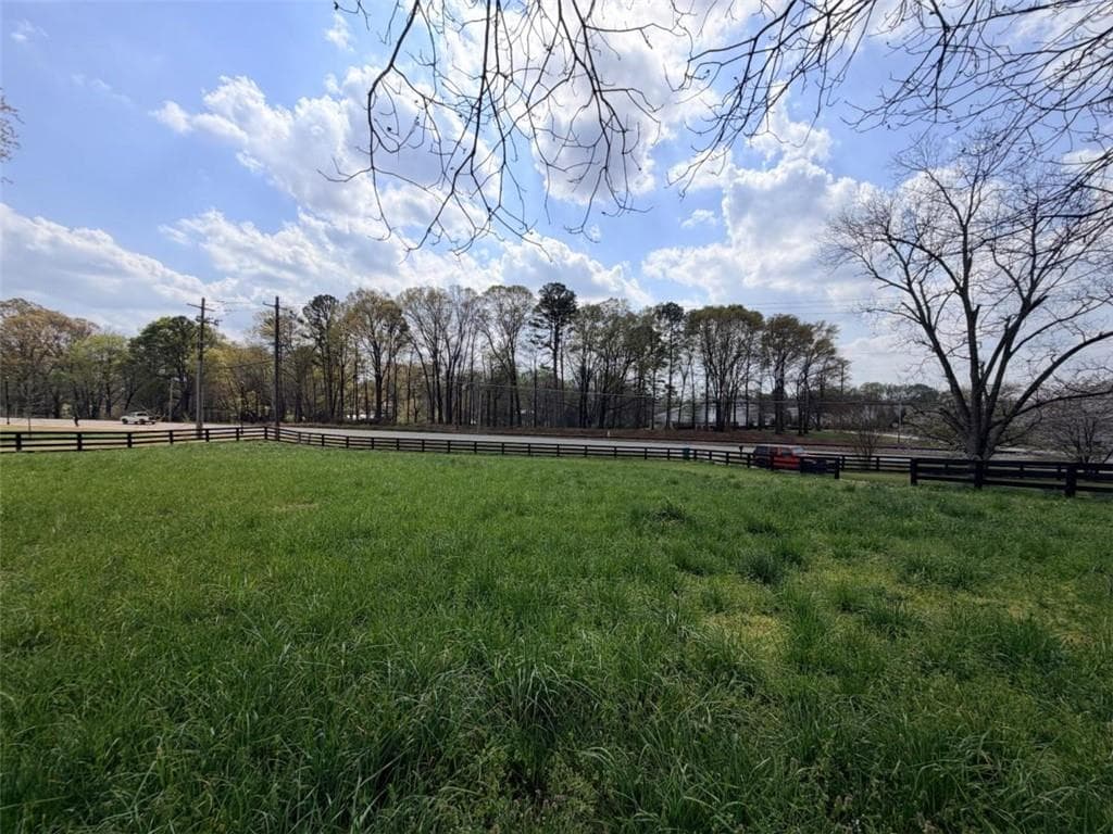 3 bedroom, 2 bathroom single family residence for sale at 662 Old Gainesville Highway, Pendergrass, GA 30567 — photo 2