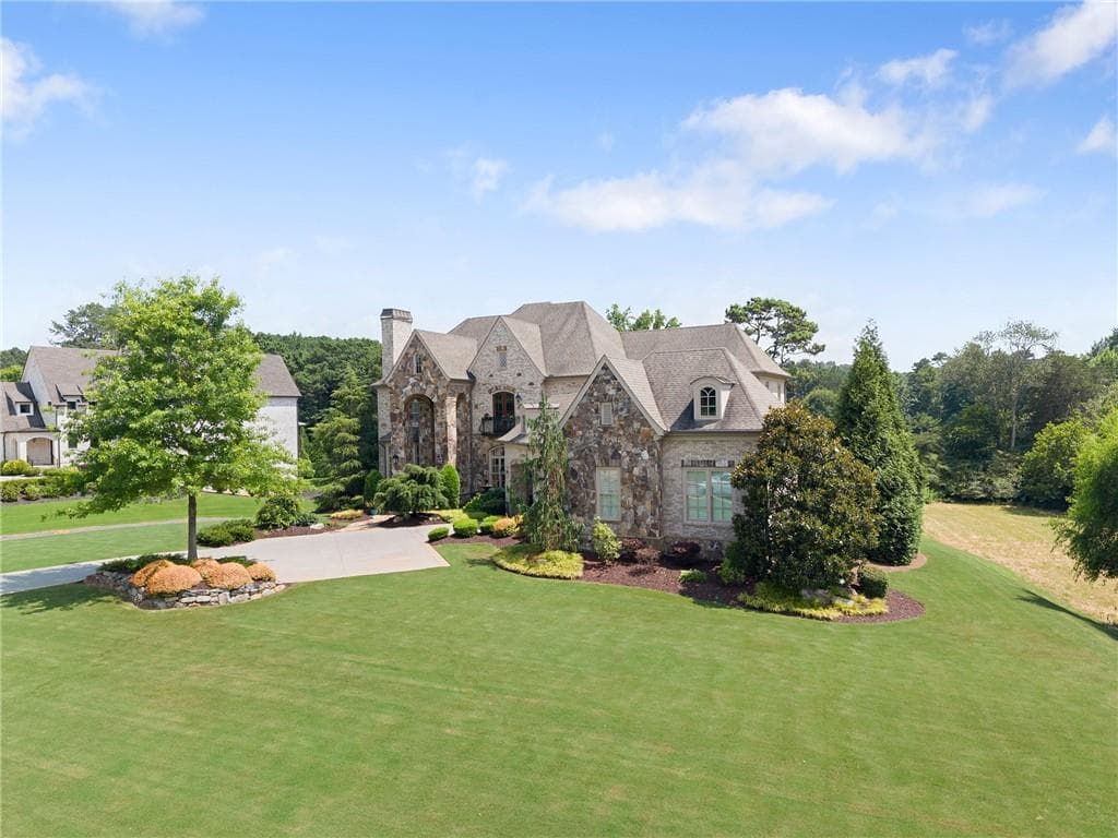 6 bedroom, 8 bathroom, 9,147 sq ft single family residence for sale at 10145 Cedar Ridge Drive, Milton, GA 30004 — photo 8
