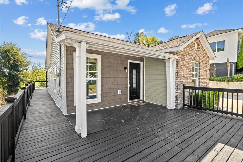 3 bedroom, 2 bathroom, 1,160 sq ft single family residence for sale at 809 W Crawford Street, Dalton, GA 30720 — photo 5