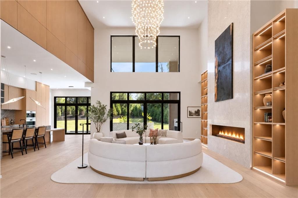6 bedroom, 8 bathroom, 10,214 sq ft single family residence for sale at 521 Fairgreen Lane, Marietta, GA 30068 — photo 6