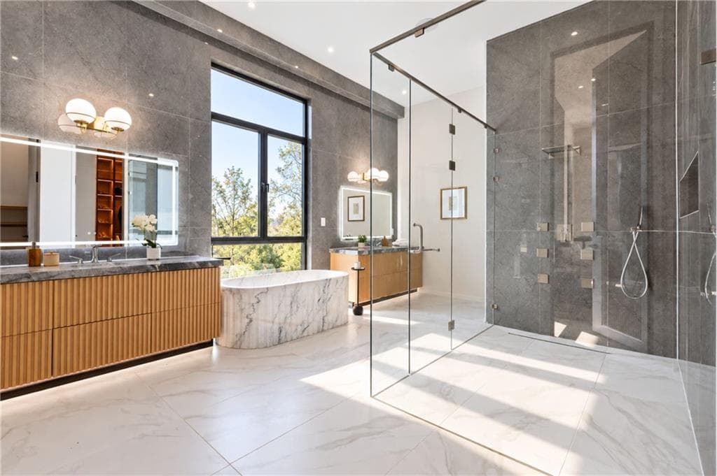 6 bedroom, 8 bathroom, 10,214 sq ft single family residence for sale at 521 Fairgreen Lane, Marietta, GA 30068 — photo 9