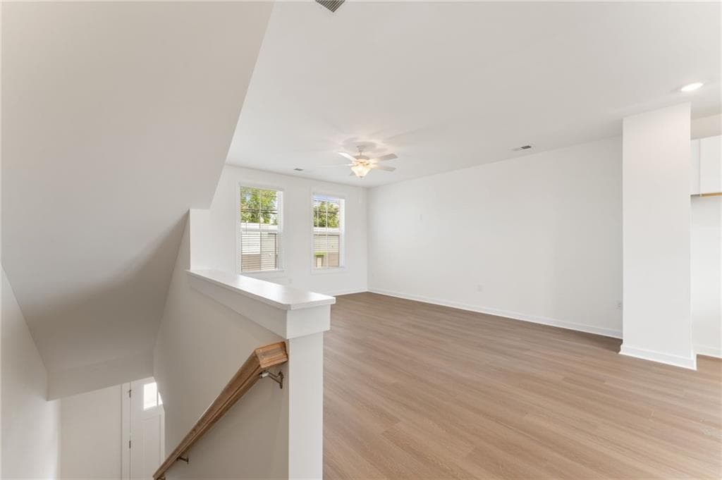 3 bedroom, 3 bathroom, 1,382 sq ft townhouse for sale at 1107 Hodgepodge Way Lot 4, Atlanta, GA 30316 — photo 8