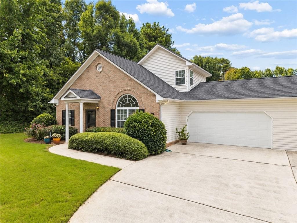 3 bedroom, 3 bathroom, 1,844 sq ft condominium for sale at 3392 Raes Creek Road, Marietta, GA 30008 — photo 6