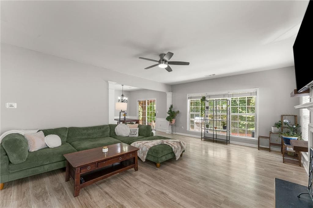 3 bedroom, 3 bathroom, 2,332 sq ft single family residence for sale at 6010 Foxberry Lane, Roswell, GA 30075 — photo 8