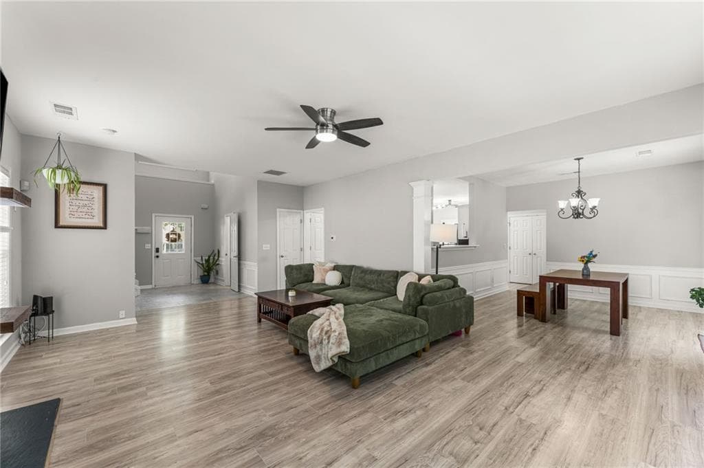 3 bedroom, 3 bathroom, 2,332 sq ft single family residence for sale at 6010 Foxberry Lane, Roswell, GA 30075 — photo 9