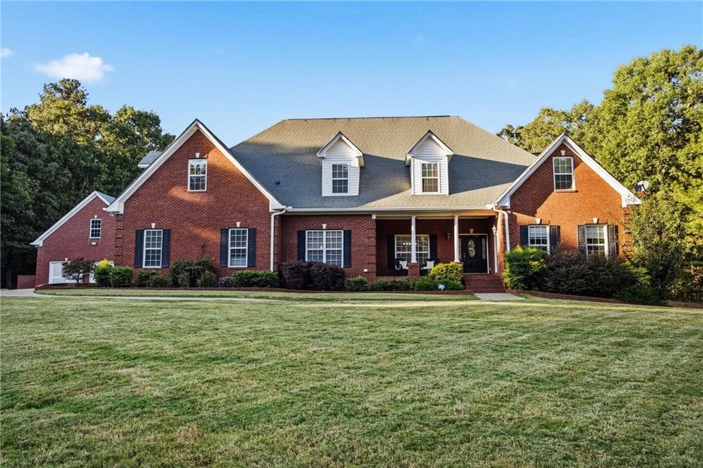 7 bedroom, 6 bathroom, 5,566 sq ft single family residence for sale at 312 Fields Road, Mcdonough, GA 30253