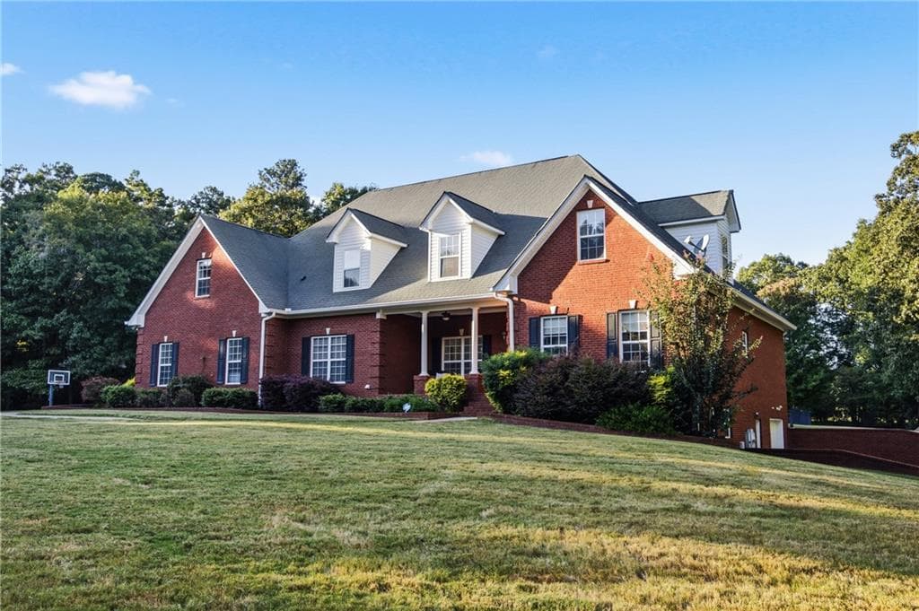 7 bedroom, 6 bathroom, 5,566 sq ft single family residence for sale at 312 Fields Road, Mcdonough, GA 30253 — photo 2