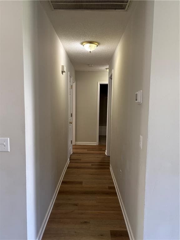 3 bedroom, 2 bathroom, 1,907 sq ft single family residence for rent at 331 Wildwood Circle, Calhoun, GA 30701 for $1,900 a month — photo 9
