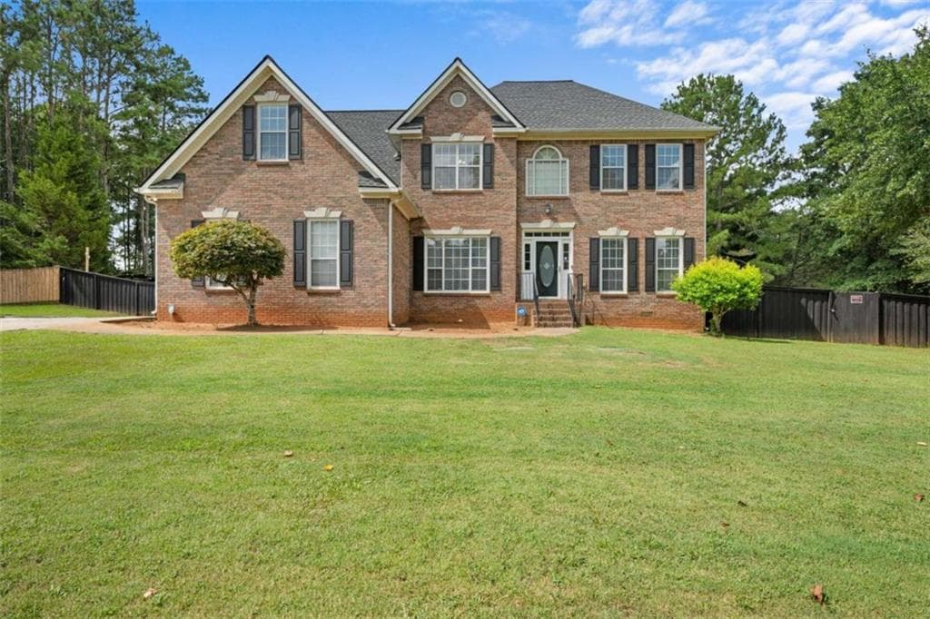 4 bedroom, 3 bathroom, 3,008 sq ft single family residence for sale at 207 Arthur Drive, Mcdonough, GA 30252