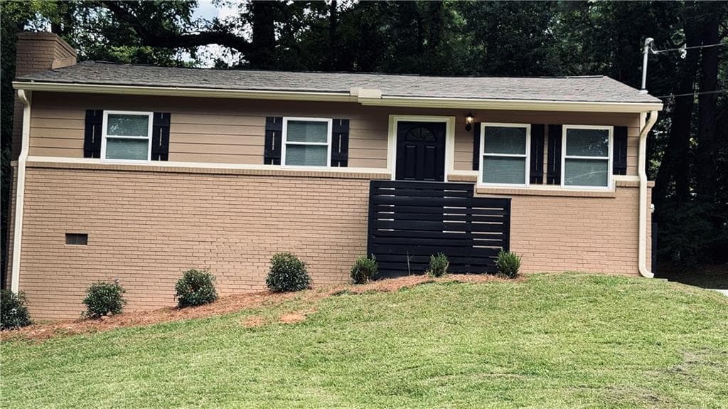 3 bedroom, 2 bathroom, 1,321 sq ft single family residence for sale at 2443 Abner Place, Atlanta, GA 30318 — photo 2