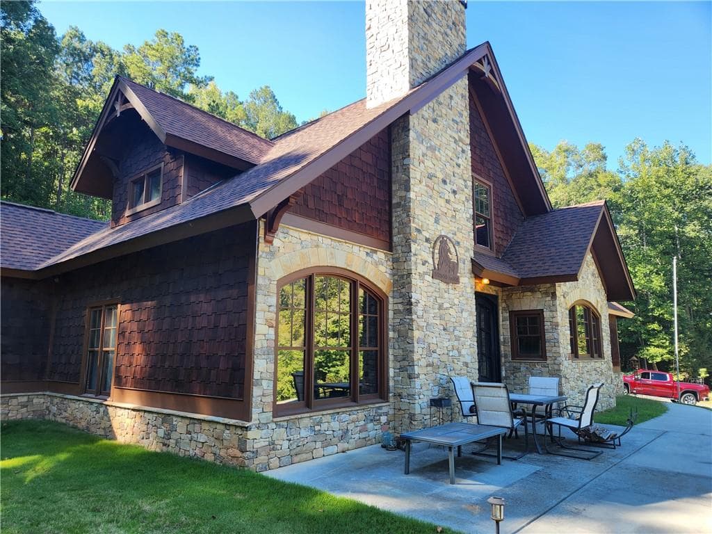 3 bedroom, 3 bathroom, 2,471 sq ft single family residence for sale at 540 R James Road, Loganville, GA 30052
