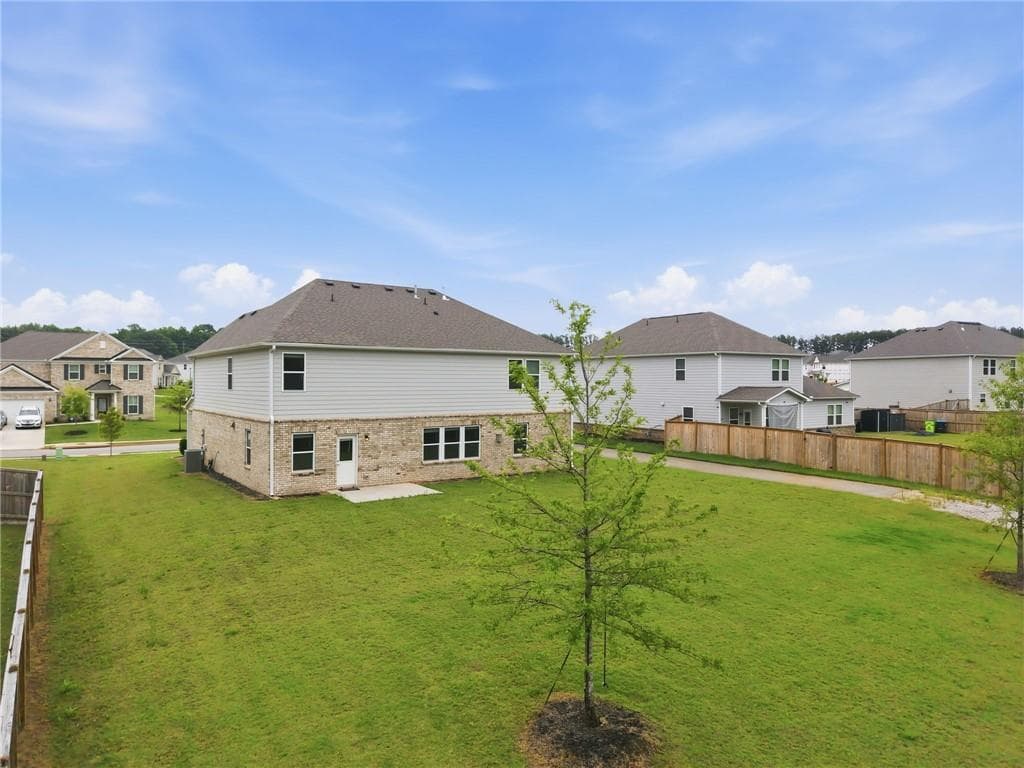 6 bedroom, 4 bathroom, 4,140 sq ft single family residence for sale at 112 Aj Welch Jr Way, Mcdonough, GA 30252 — photo 9
