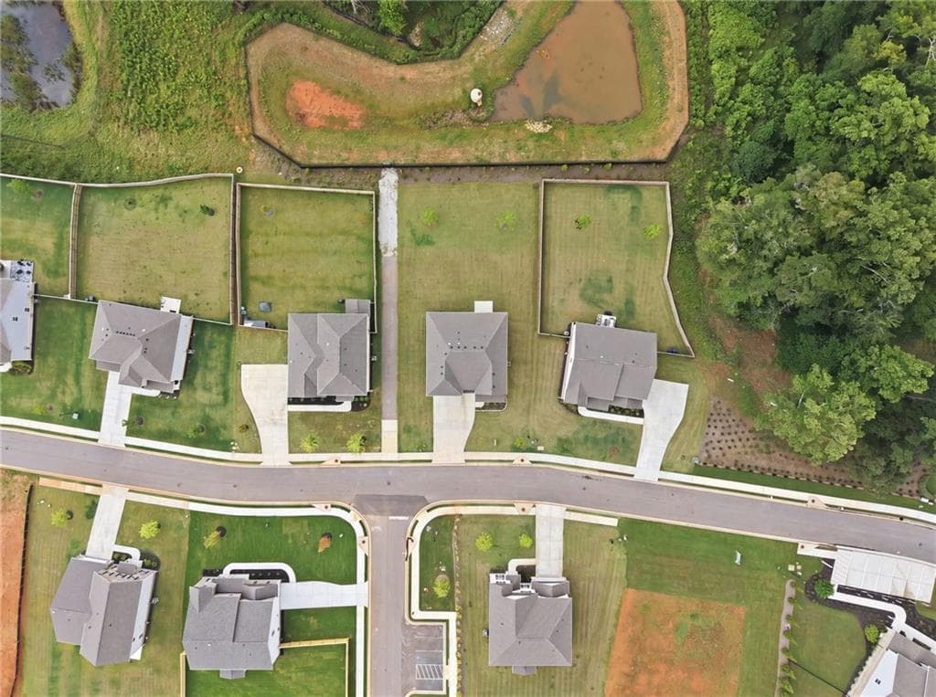 6 bedroom, 4 bathroom, 4,140 sq ft single family residence for sale at 112 Aj Welch Jr Way, Mcdonough, GA 30252 — photo 10